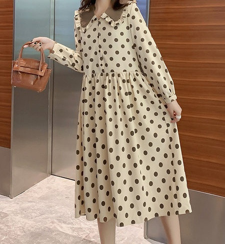 Moderna haljina na točkice za trudnice