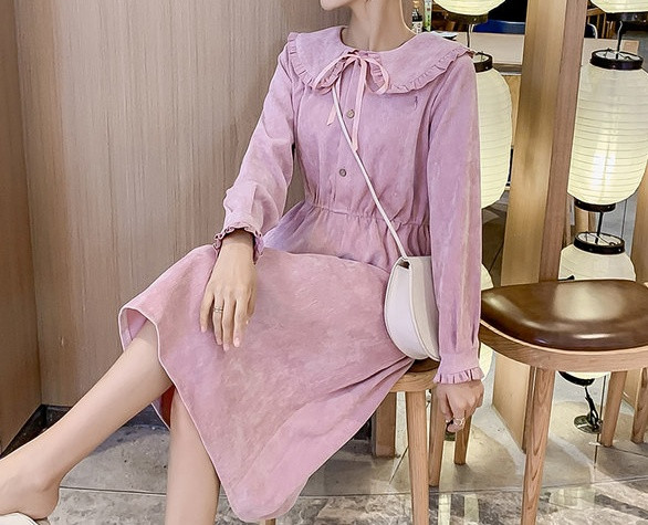 Ženska aktualna haljina za trudnice s dugim rukavima