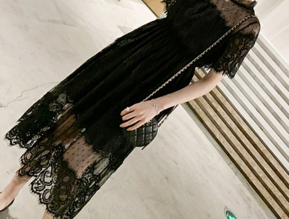 Elegantna duga ženska haljina od čipke za trudnice