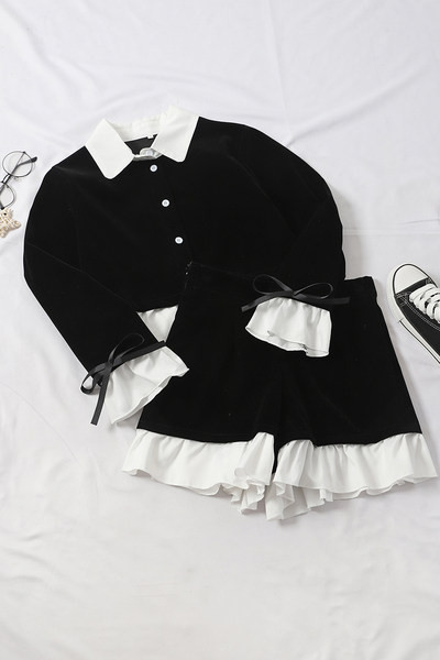 Moderns sieviešu komplekts no divām daļām melnā un baltā krāsā