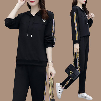 Σετ άνοιξη-φθινόπωρο για γυναίκες με φούτερ και παντελόνι