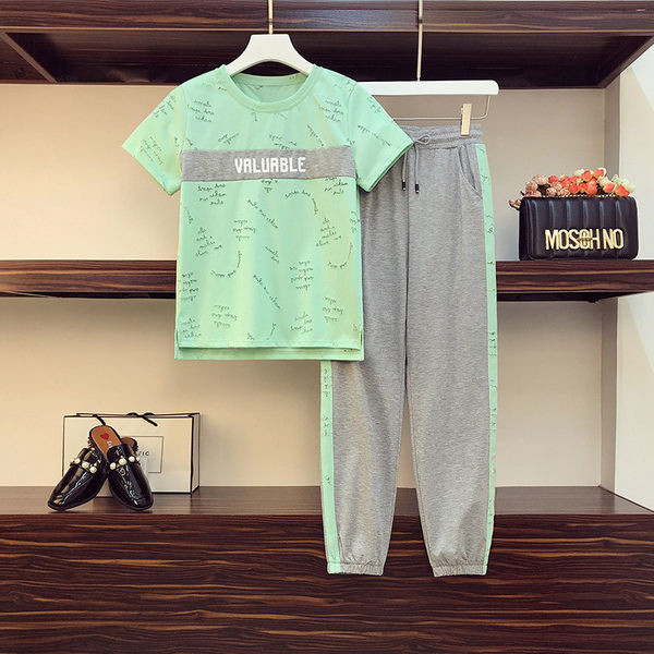 Sportsko-dnevni set kratke majice i hlača s rubom