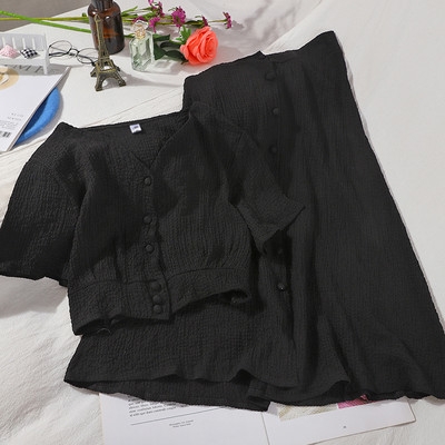 Ανοιξιάτικο γυναικείο σετ -  μπλούζα και φούστα