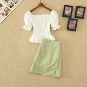 Aktualan ženski komplet - kratka suknja i bluza