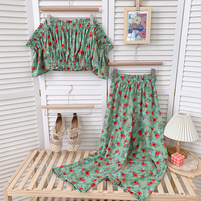 Νέο μοντέλο καλοκαιρινό  σετ με λουλουδάτο μοτίβο