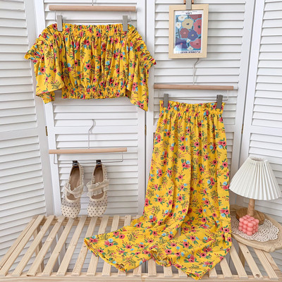 Νέο μοντέλο καλοκαιρινό  σετ με λουλουδάτο μοτίβο