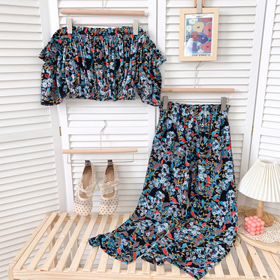 Νέο μοντέλο καλοκαιρινό  σετ με λουλουδάτο μοτίβο