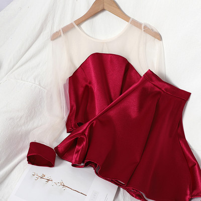 Καλοκαιρινό  γυναικείο σετ με κορδέλα στην κορυφή και σορτς