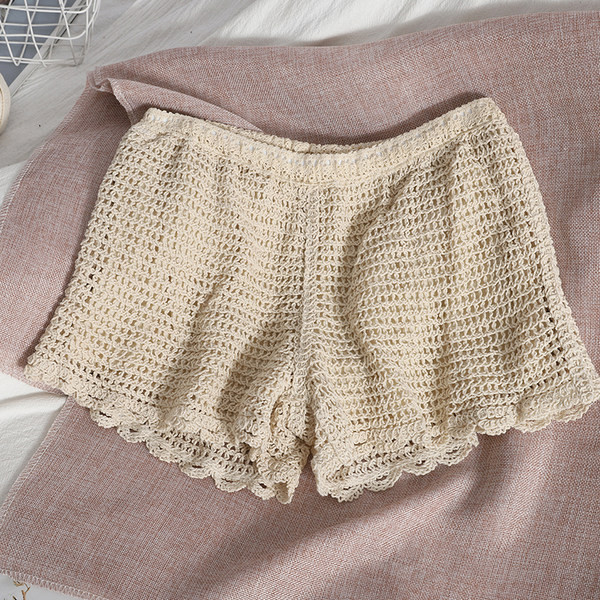 Πλεκτό γυναικείο σετ φανελάκι και σορτς