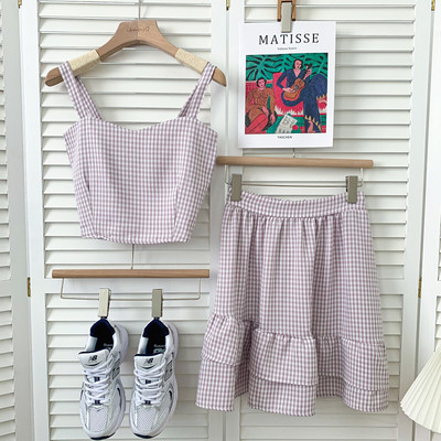 Καλοκαιρινό καρό σετ για γυναίκες - φανελάκι και φούστα