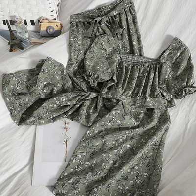 Γυναικείο καλοκαιρινό σετ με λουλουδάτο μοτίβο