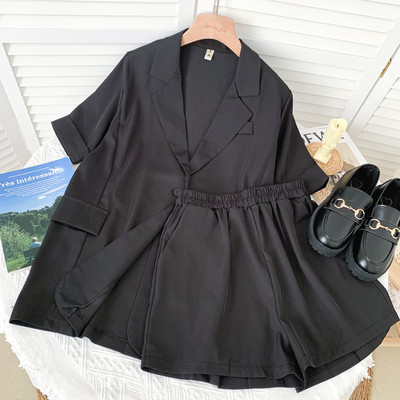 Νέο μοντέλο γυναικείο σετ - μπουφάν και σορτς