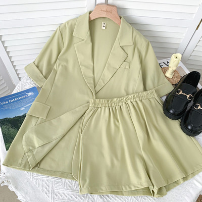 Νέο μοντέλο γυναικείο σετ - μπουφάν και σορτς