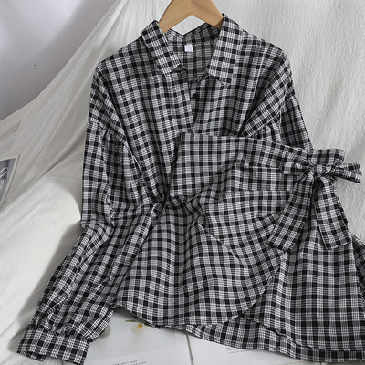 Karirani ženski komplet košulja i suknja s trakom