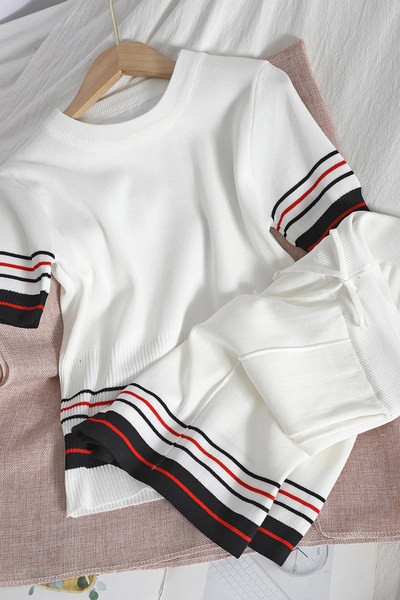 Γυναικείο πλεκτό σετ από δύο μέρη