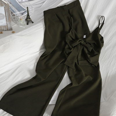 Ανοιξιάτικη γυναικεία μπλούζα και ίσια παντελόνια - σετ