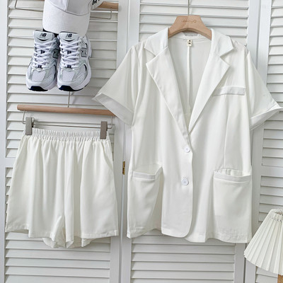 Νέο μοντέλο καλοκαιρινό σετ - μπουφάν με κοντά μανίκια και σορτς