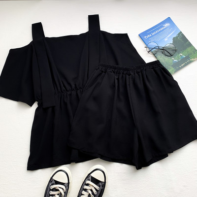 Novi model ljetnog kompleta - majica bez rukava golih ramena i kratke hlačice