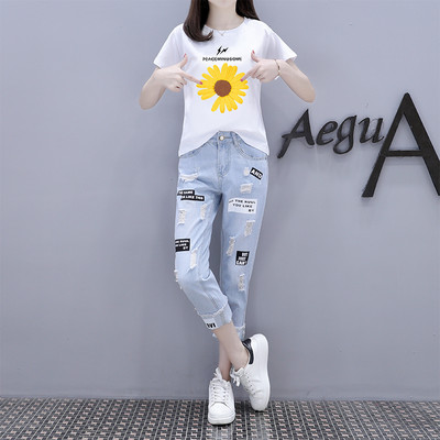 Ženski dnevni set sa natpisima i aplikacijom