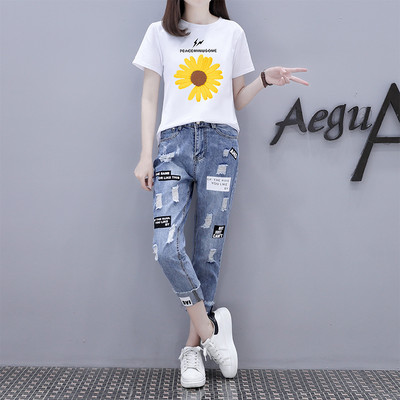 Ženski dnevni set sa natpisima i aplikacijom