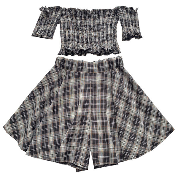 Novi karirani komplet - kratka bluza i krojena suknja