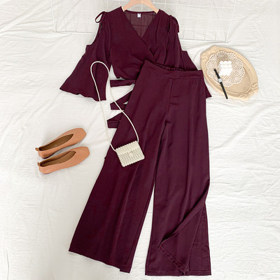 Novi model ženskog proljetno-ljetnog kompleta