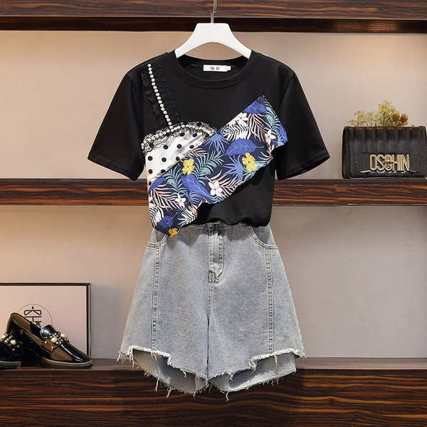 Ljetni ženski komplet T-shirt i kratke traperice