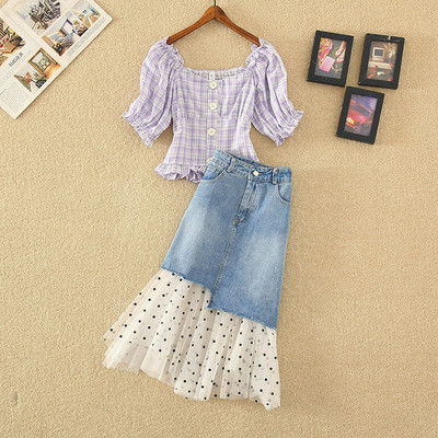 Ženski komplet od traper suknje i bluze na gumbe