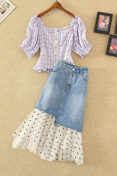 Ženski komplet od traper suknje i bluze na gumbe