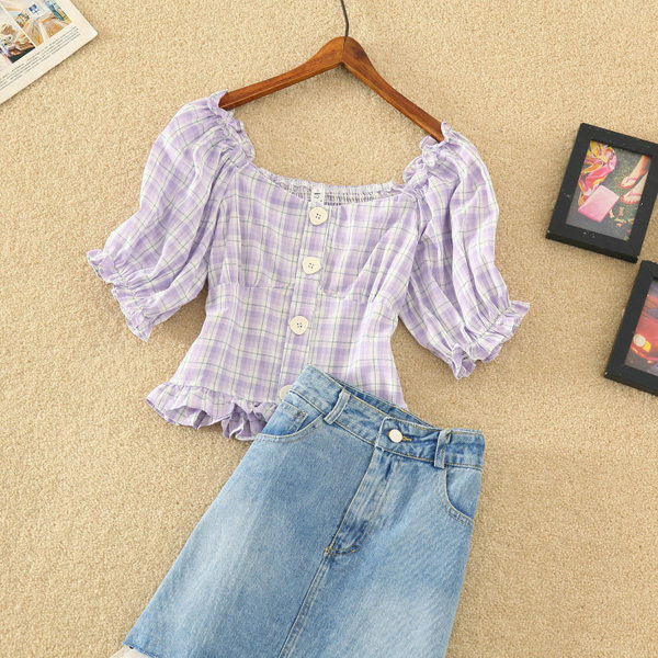 Ženski komplet od traper suknje i bluze na gumbe