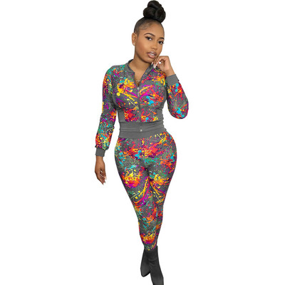 Raznobojni ženski komplet iz dva dijela - wedge i dukserica s patentnim zatvaračem