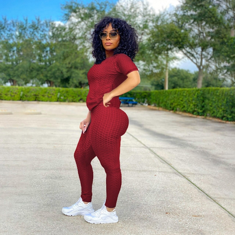 Sportsko-casual ženski komplet s majicom i tajicama u različitim bojama