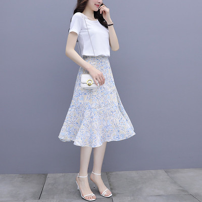 Jauna modeļa sieviešu komplekts ar krāsu rakstu - divas daļas