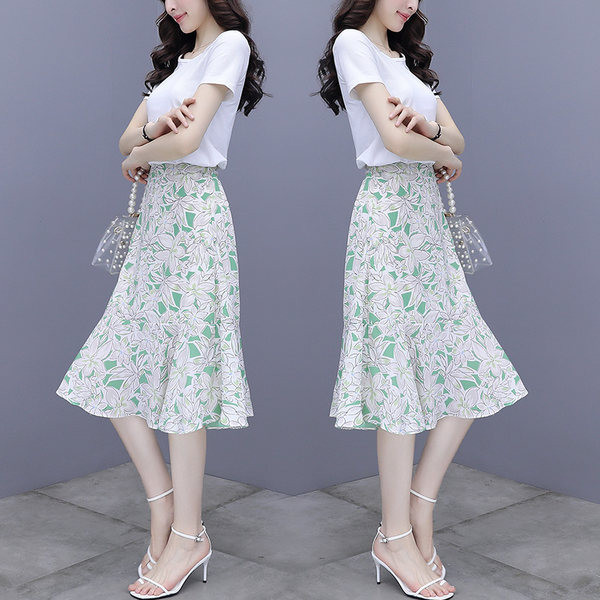 Jauna modeļa sieviešu komplekts ar krāsu rakstu - divas daļas