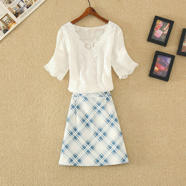 Ženska moderna bluza sa čipkom i suknjom