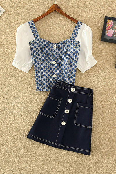 Sieviešu retro svārku un blūzes komplekts
