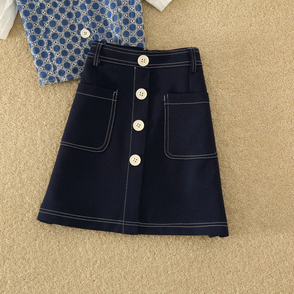 Sieviešu retro svārku un blūzes komplekts