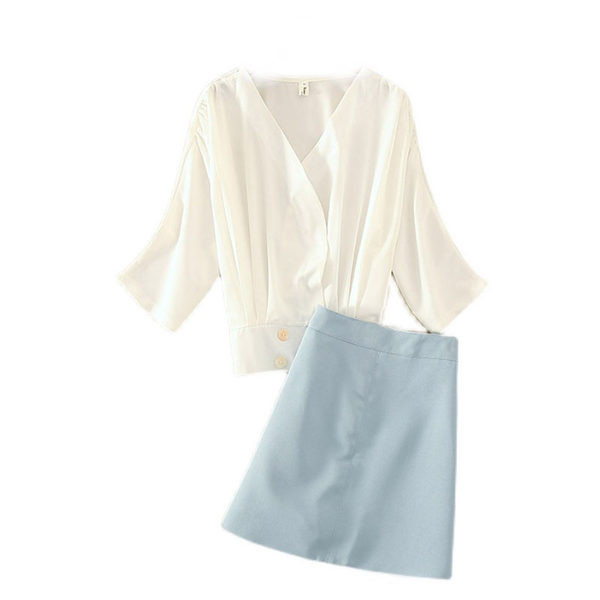 Moderan ženski komplet - kratka suknja i bluza