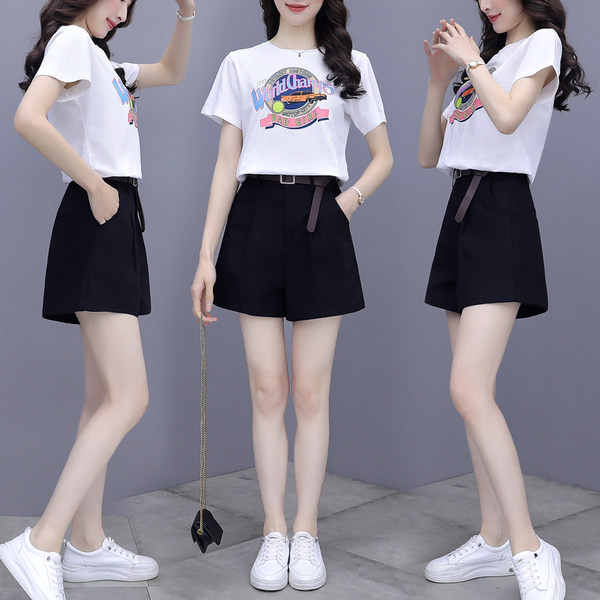 Ženski moderan komplet sa aplikacijom i remenom u dvije boje