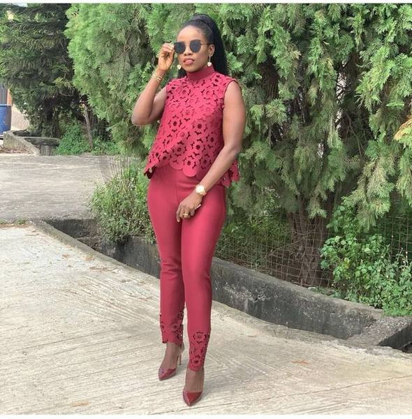 Novi model, elegantan ženski komplet - majica bez rukava i hlače