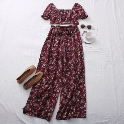 Pavasara-vasaras ziedu raksts - krūtis un garas bikses