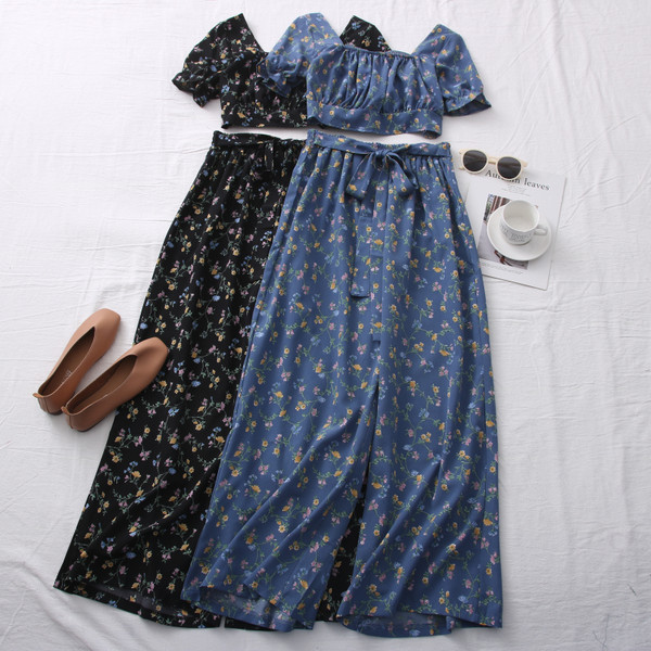 Pavasara-vasaras ziedu raksts - krūtis un garas bikses