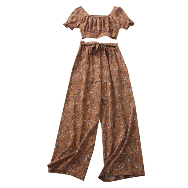 Pavasara-vasaras ziedu raksts - krūtis un garas bikses