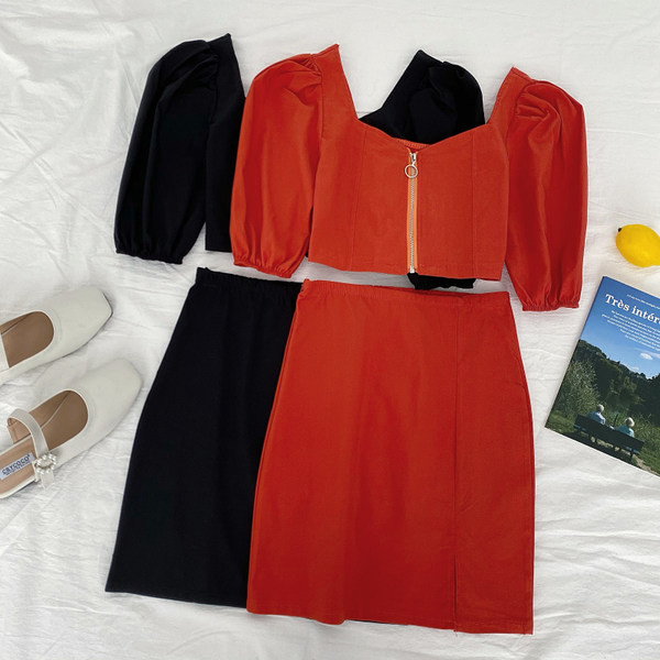 Novi model ljetnog kompleta - bluza na patent i suknja