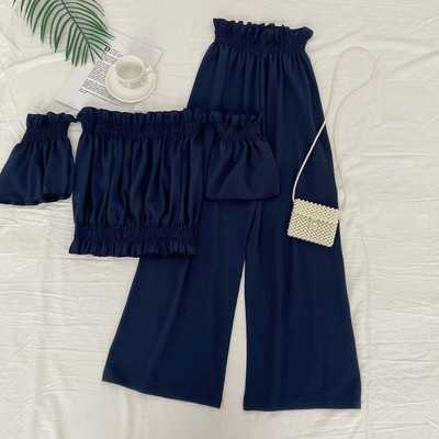 Jauna modeļa vasaras komplekts - īsa blūze ar atkailinātiem pleciem un biksēm