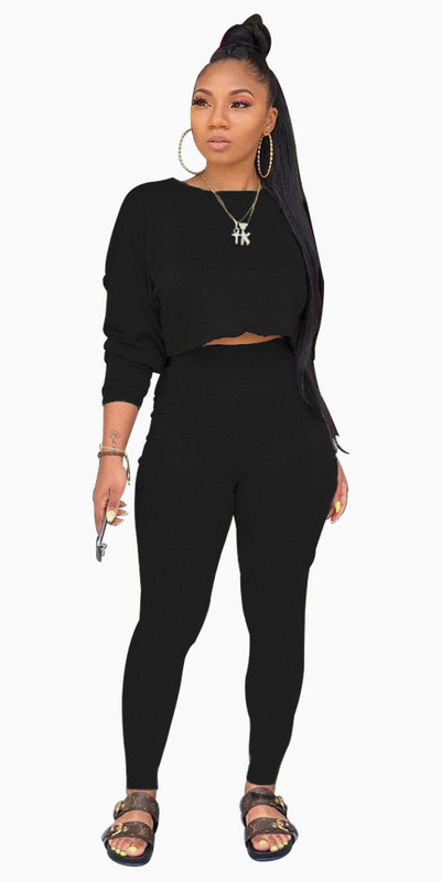 Sportski i casual ženski komplet - tajice s visokim strukom i kratka bluza