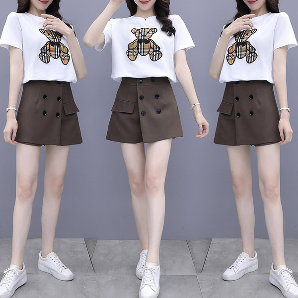 Moderns sieviešu divdaļīgs komplekts ar aplikāciju un pogām