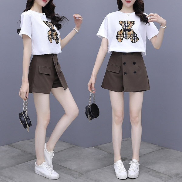 Moderns sieviešu divdaļīgs komplekts ar aplikāciju un pogām