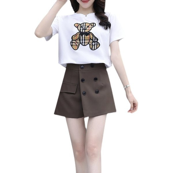 Moderns sieviešu divdaļīgs komplekts ar aplikāciju un pogām