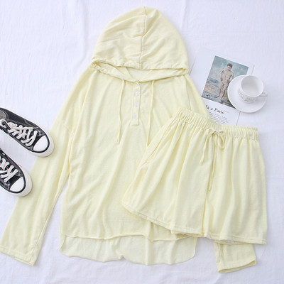 Proljetni komplet trenirke s kapuljačom i kratke hlače